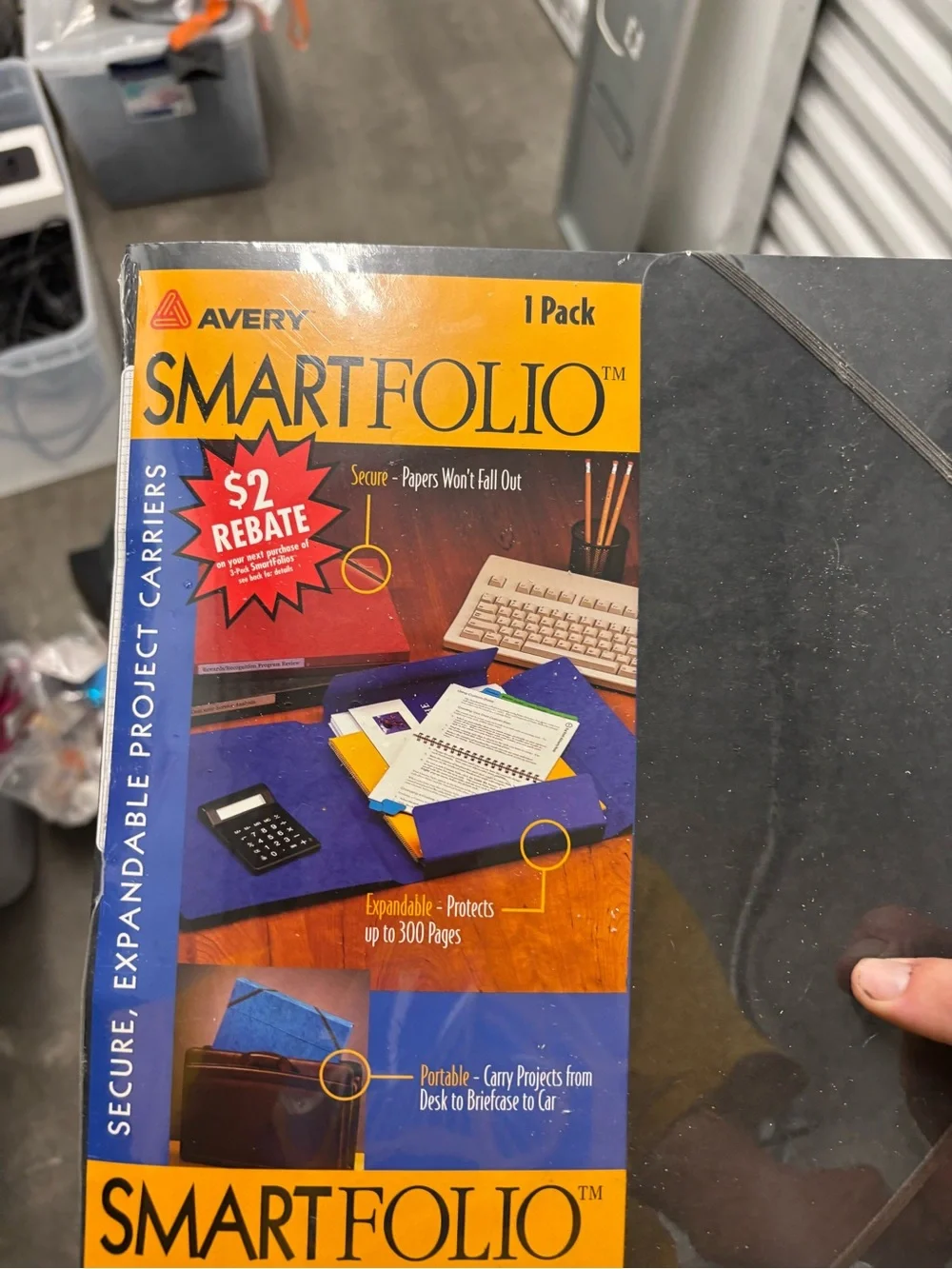 Avery SmartFolio Letter Expandable 13-Pocket File Wallet Black 88016